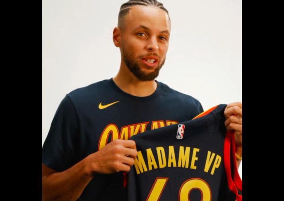 Warriors Gift Kamala Harris Special 'Madame VP' Jersey