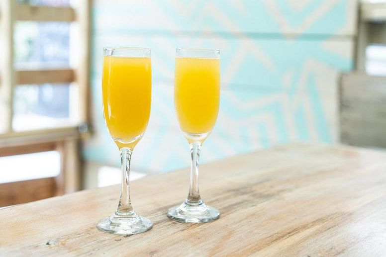 Easy DIY Mimosa Bar - Flour On My Face