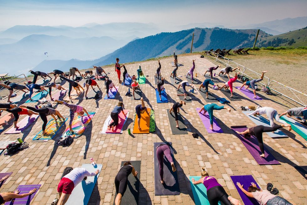 Warm weekends in Sun Valley mean mountaintop yoga + wildflower hikes - 7x7  Bay Area