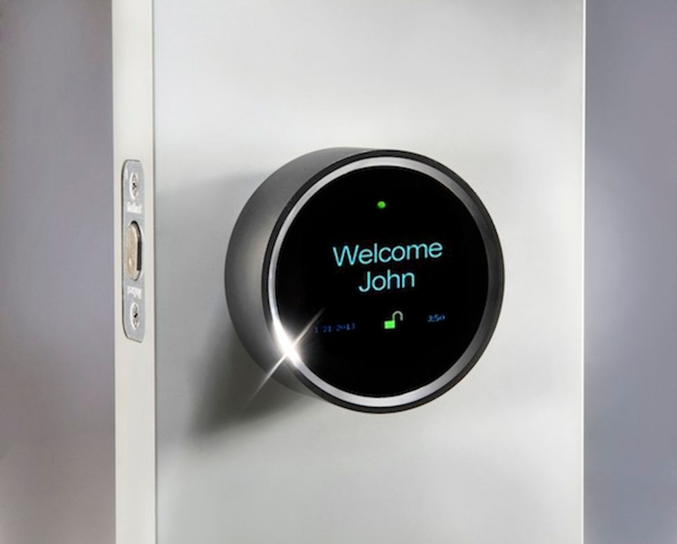 Smart home gadgets. Goji Smart Lock. Умный электронный замок. Шлюз умный дом. Умные гаджеты для дома.