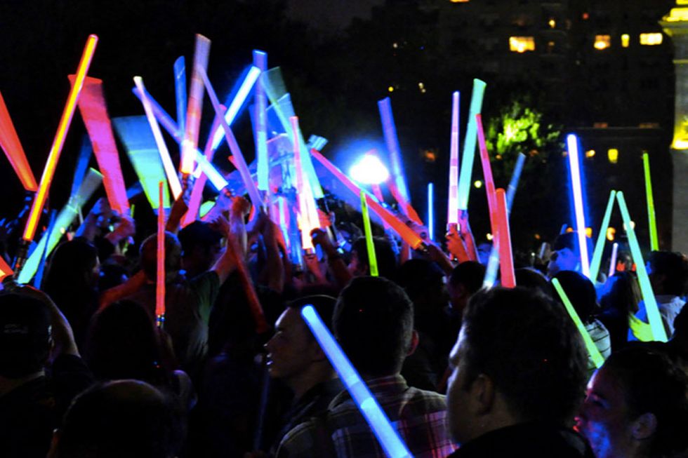 Weekend Guide: A Lightsaber Battle, Free Workouts, and The Nutcracker